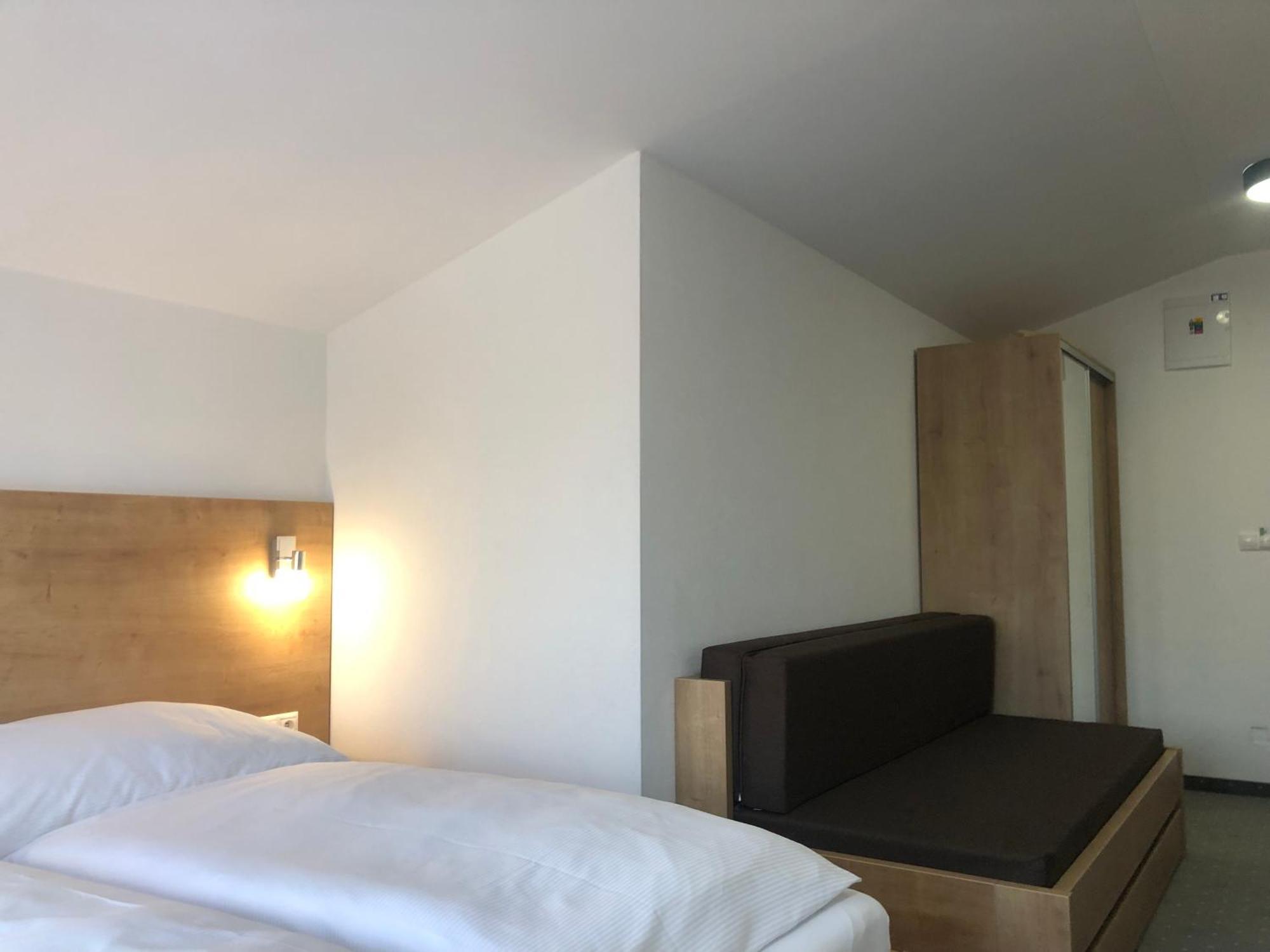 Berg Liptov Hotel ลิฟตอฟสกีมิคูลาช ภายนอก รูปภาพ